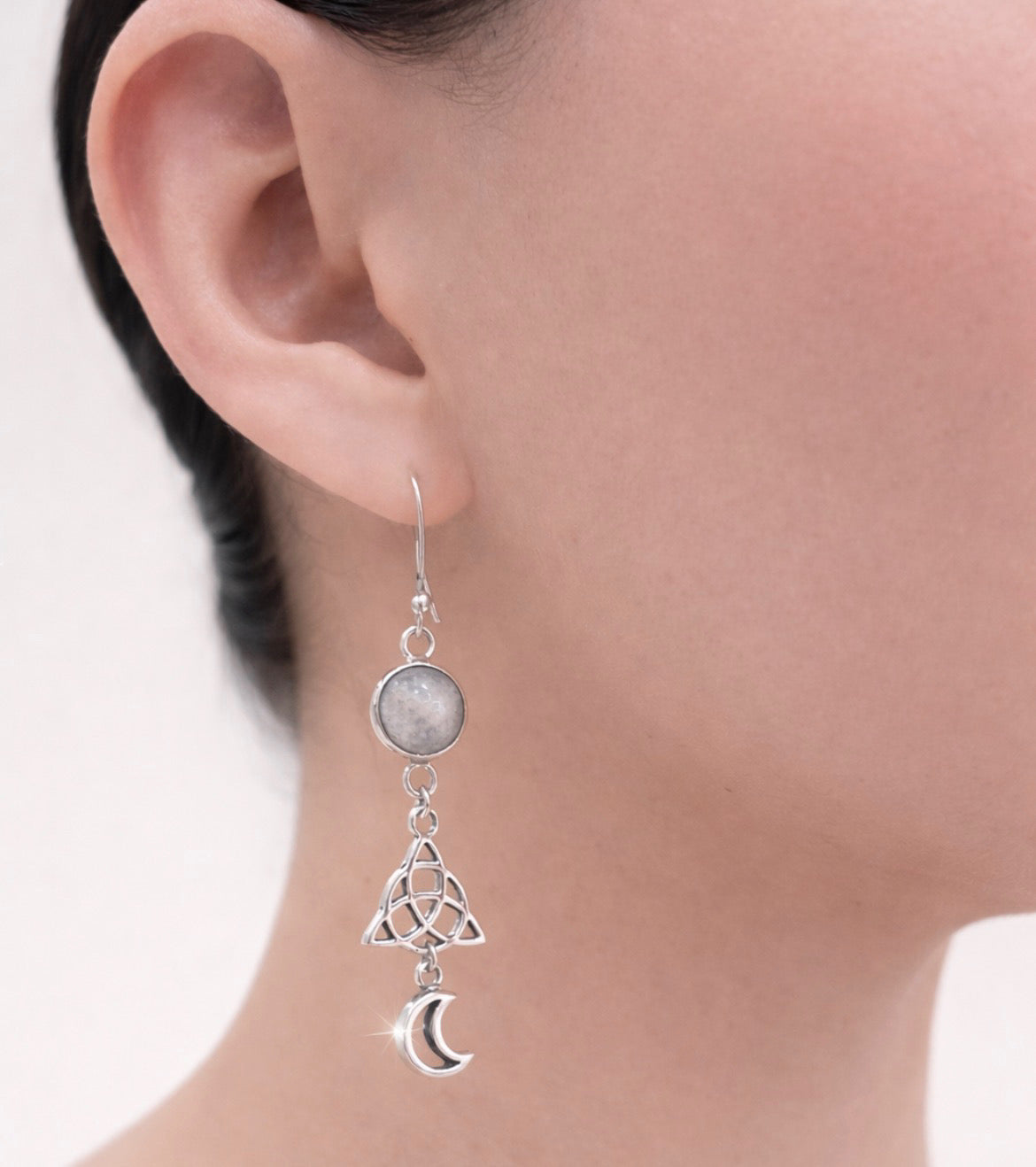 Aretes Triqueta con cuarzo