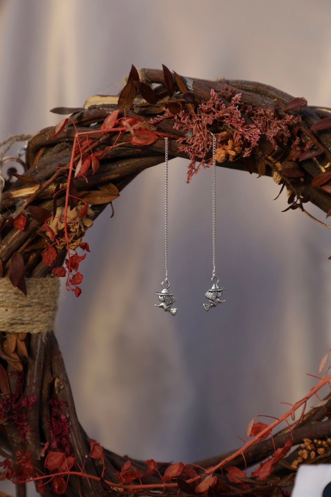 Aretes Colgantes Brujita