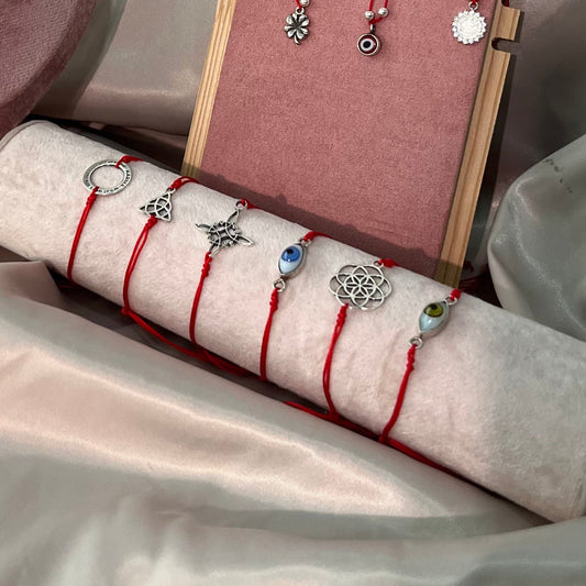 Pulsera Hilo Rojo