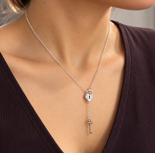 Collar candado y llave