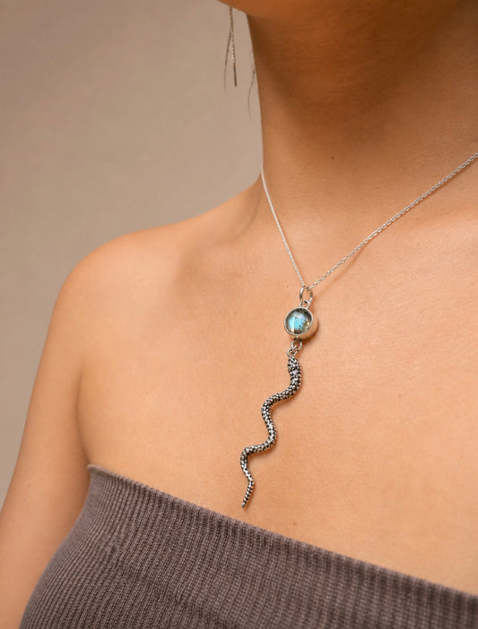 Collar serpiente y cuarzo