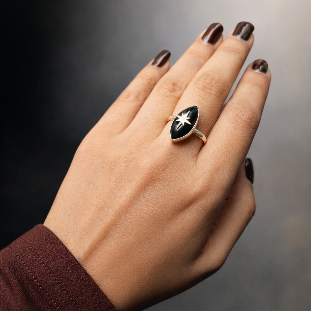 Anillo Cuarzo con estrella