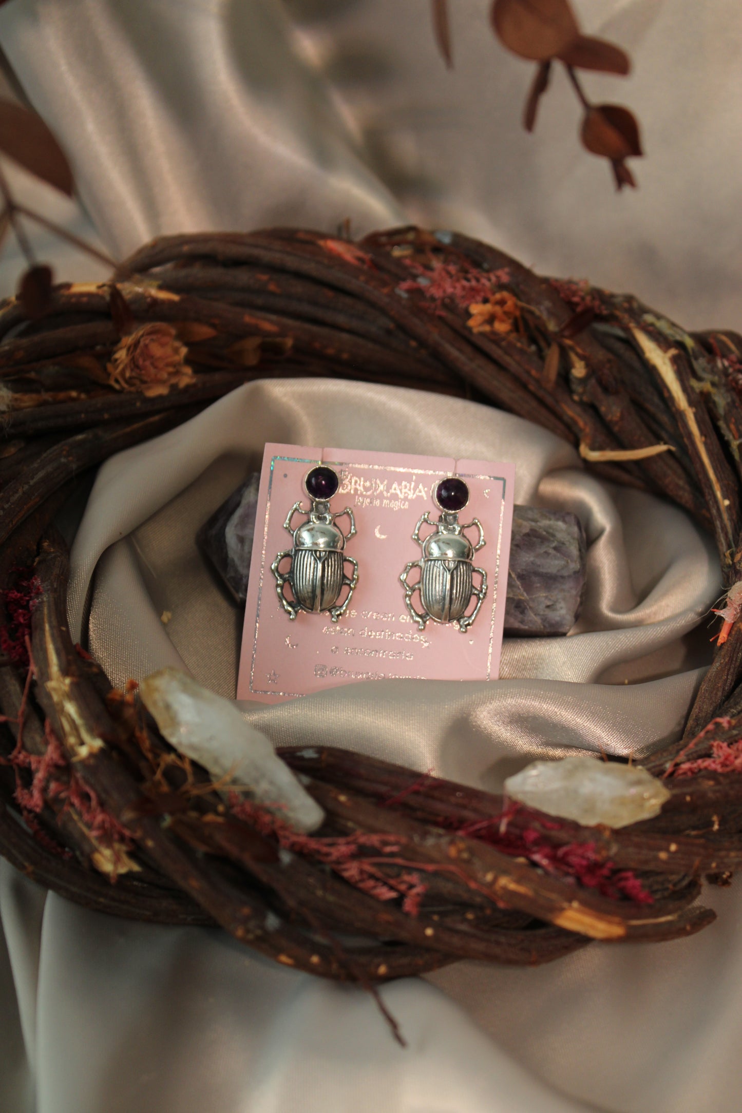 aretes Escarabajo Sagrado con Cuarzo