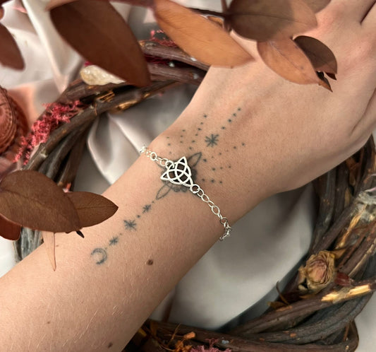 Pulsera Triqueta